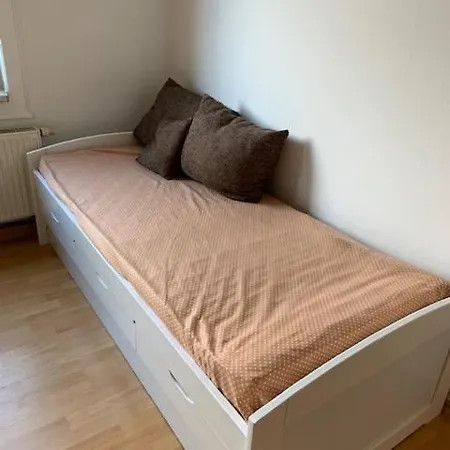 Ferienwohnung Zum Nadelwerk * Ichtershausen